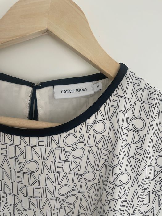 Рокля на Calvin Klein