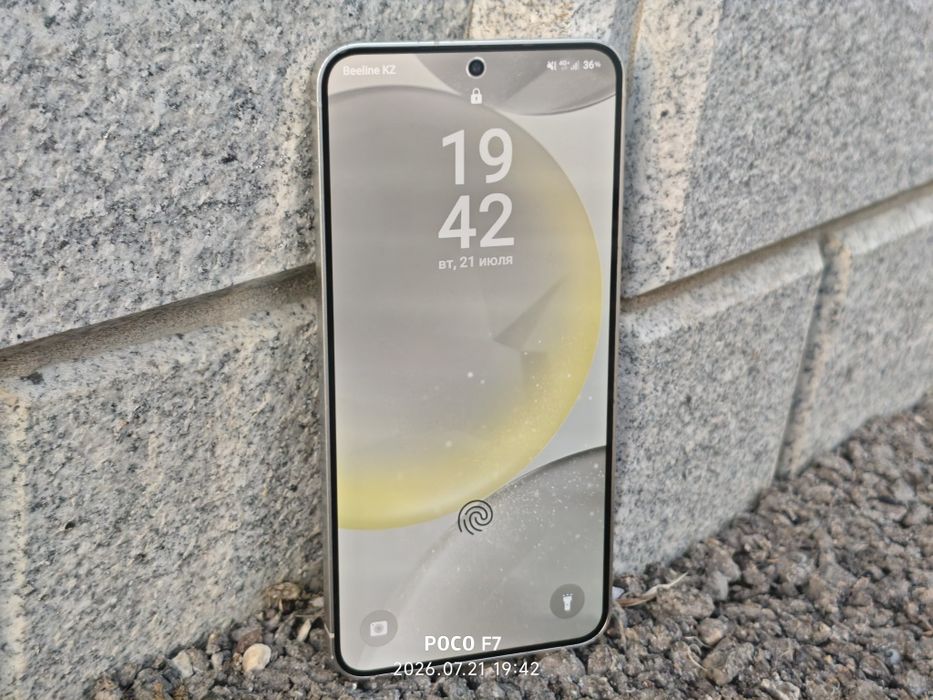 Samsung S24 8/128