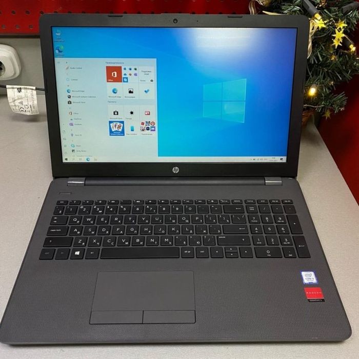 HP 250 G6 ноутбук / i3 / 8GB RAM / AMD Radeon