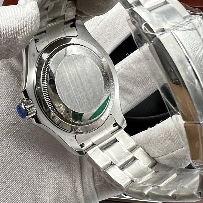 Rolex yacht - master gray