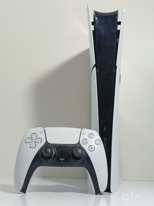 Playstation 5. На 1 терабайт. Белого цвета.
