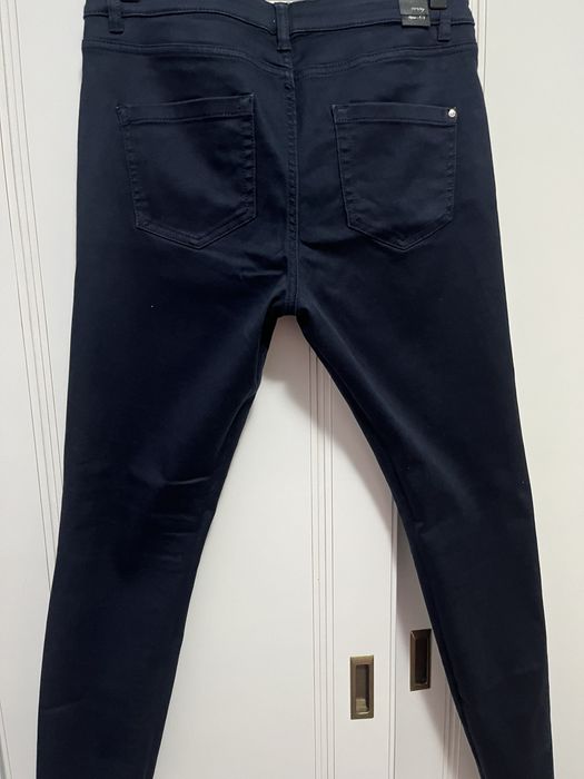 Pantaloni Orsay NOI