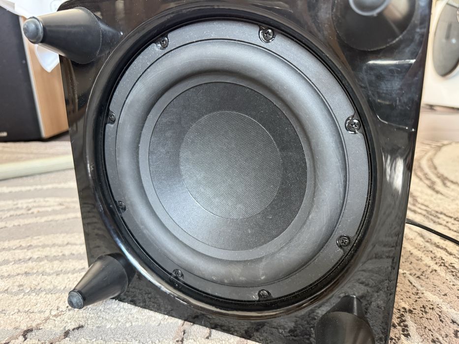 Като нов Harman Kardon HKTS210 Subwoofer