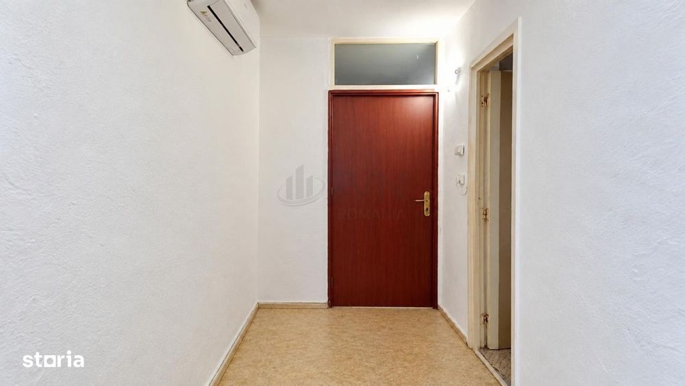 Apartament 2 camere I 55 mp I de renovat I zona Baicului