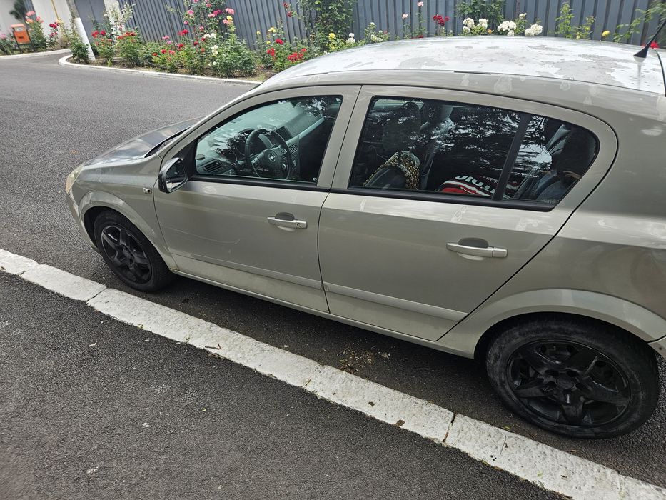 Opel Astra H 1.9 CDTI | Volan Stânga | AC Funcțional | Fiscal pe loc