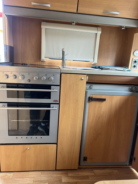 Rulota Swift Acord 530 2006 4 paturi