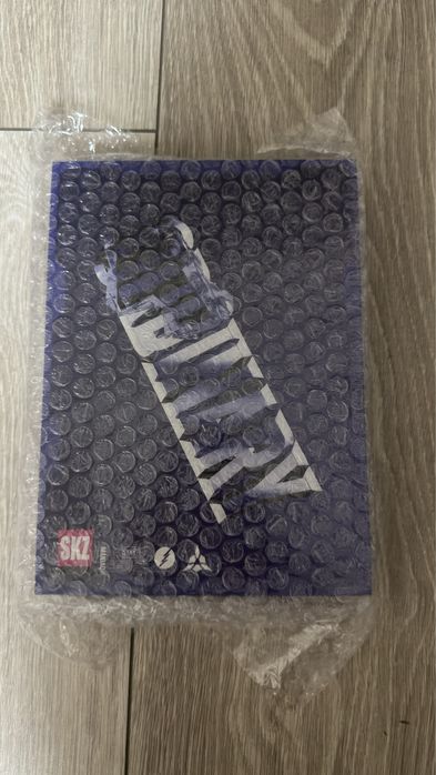 Stray kids “Oddinary”/ Stray kids “5-star”