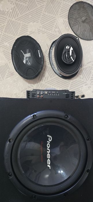 Сабвуфер Hertz новый