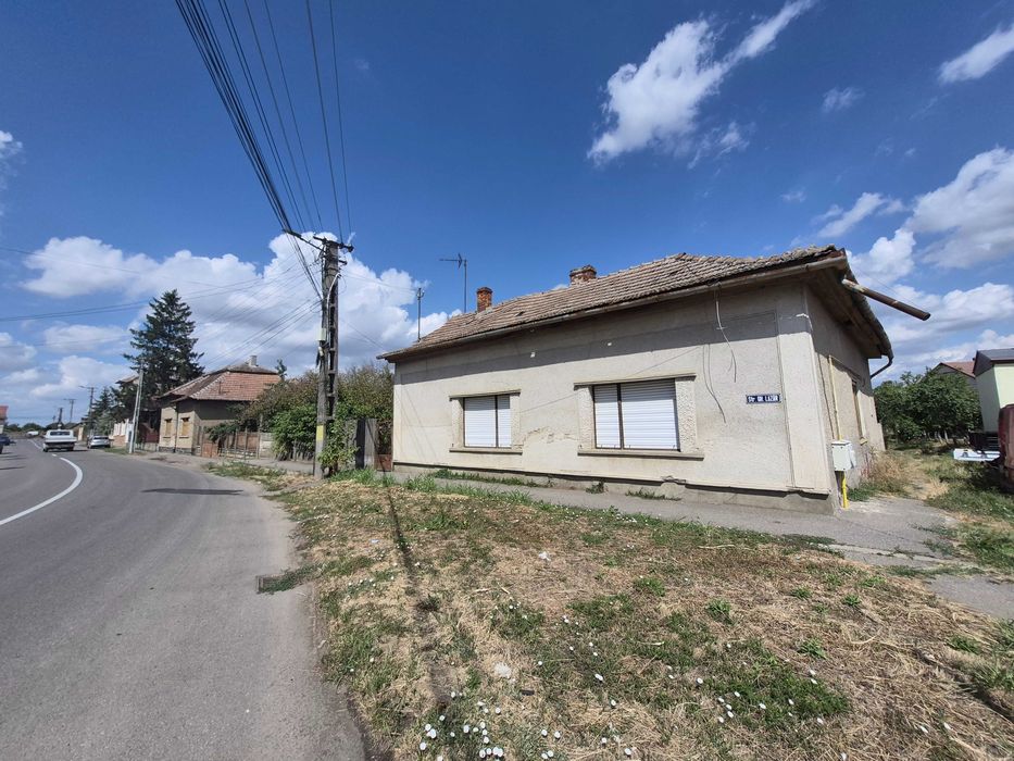 Vand casa in carei str. Gheorghe Lazar