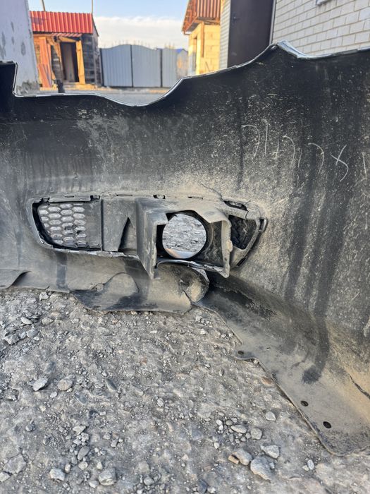 Передний Бампер Легаси