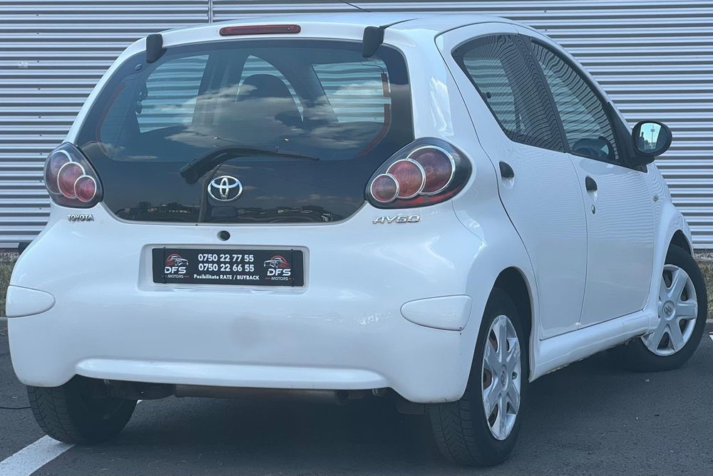 Vand Toyota Aygo 1.0 Benzina fabricatie 2014 Euro 5 impecabila urgent