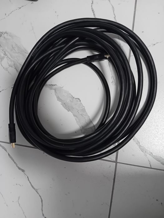 Cablu HDMI 8 m. General Electric. Pret 50 lei fix