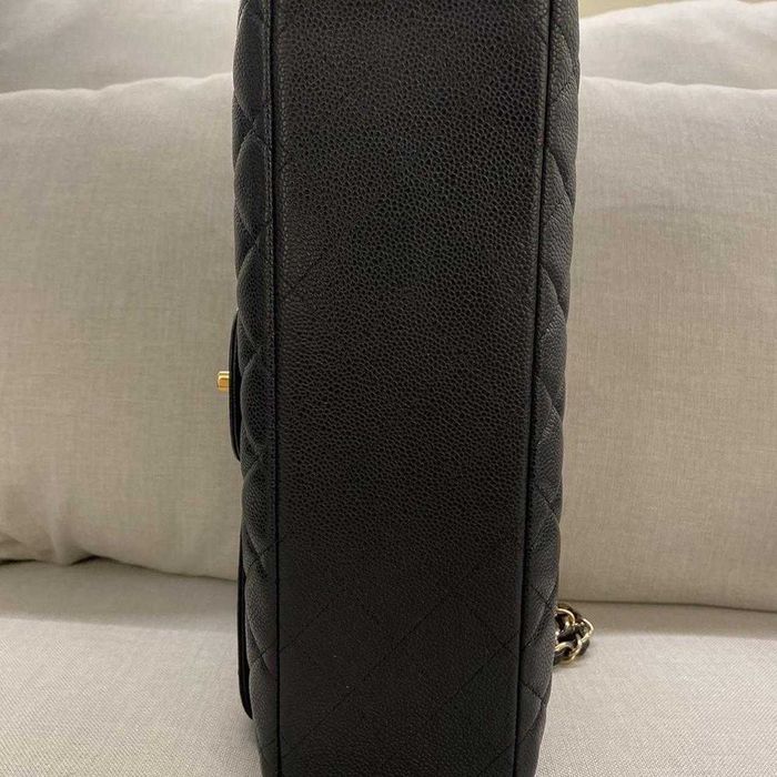 Geantă Chanel din Piele Neagră, Poseta Chanel din Piele Granulată