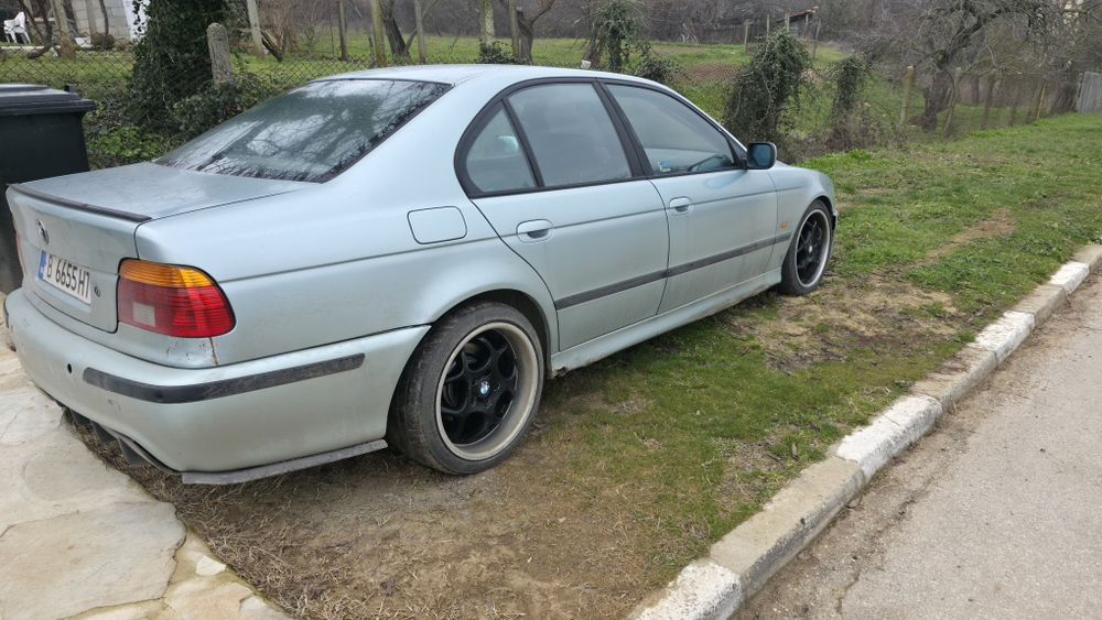 Бмв е39 530 седан