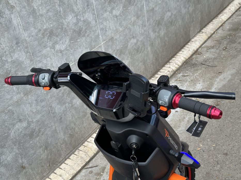 Новый электро скутер Pentro