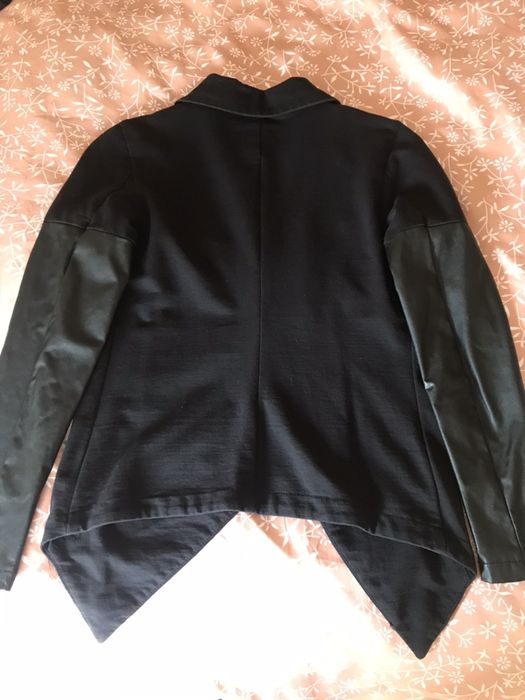 Дамска горница плат и кожа