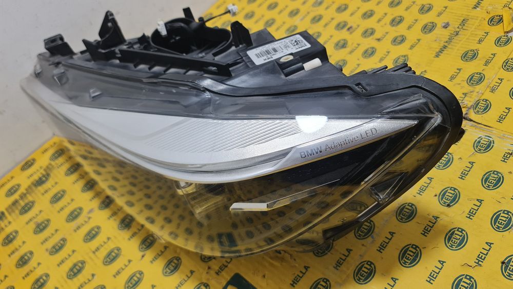 Far full led adaptiv BMW 4 F32 F33 F36 M4 lci facelift 7498919 icon