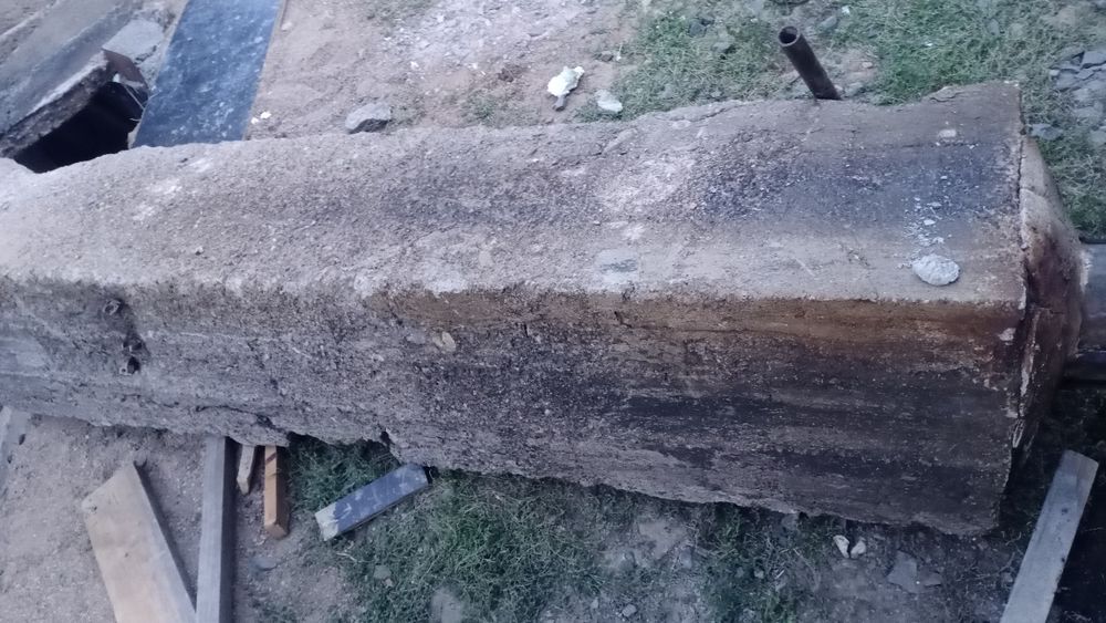 Фундаментке блок тегін беріледі