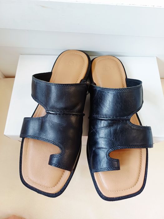 Ugg дамски черни чехли от естествена кожа 40