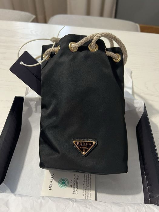 Маркова чанта Prada