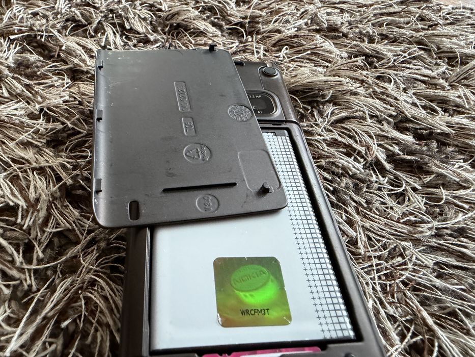 Nokia  E90 Comunicator in stare foarte buna!De colectie!