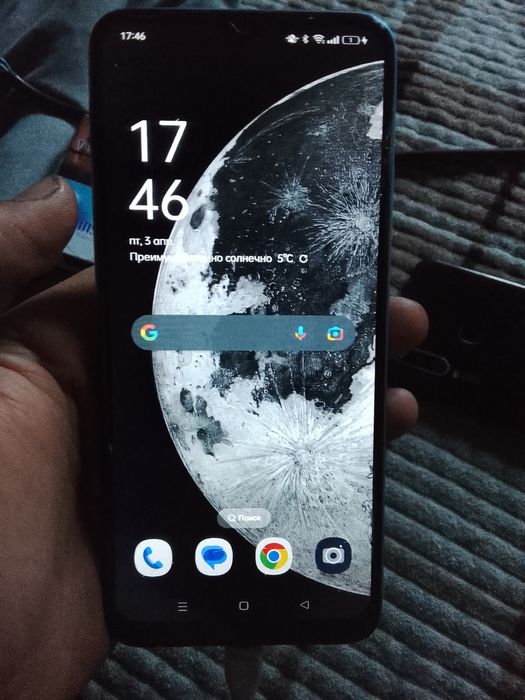 Продам телефон бу