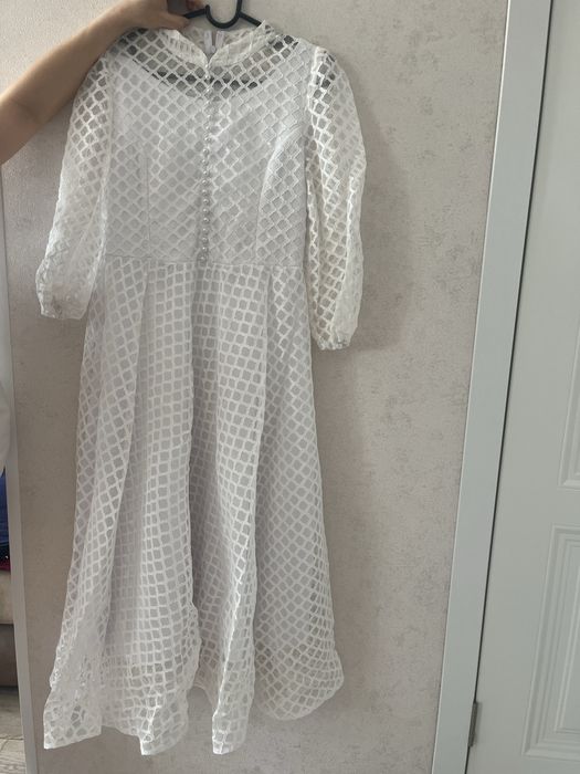 Продам платья и юбку