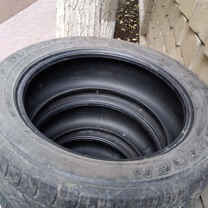 Продам шины от Лексус 570.