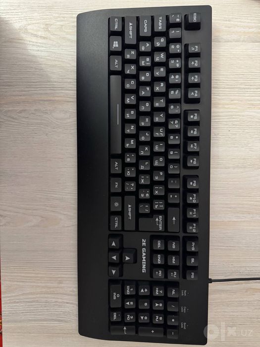 2E Gaming KG330.