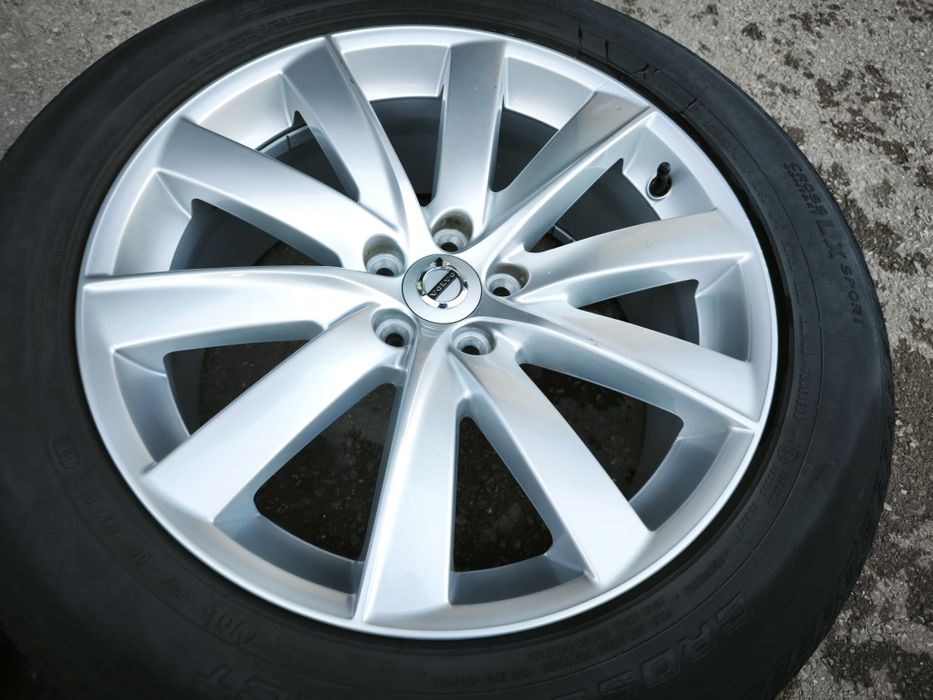 19" оригинални алуминиеви джанти за Volvo.