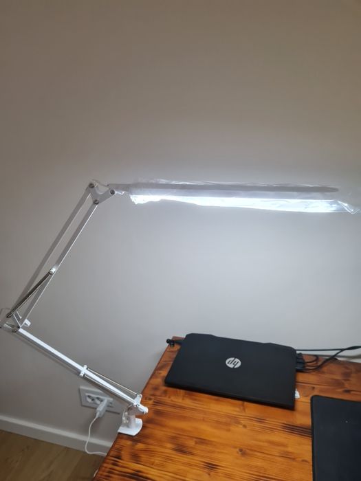 Lampă birou LED cu brat ajustabil– negru