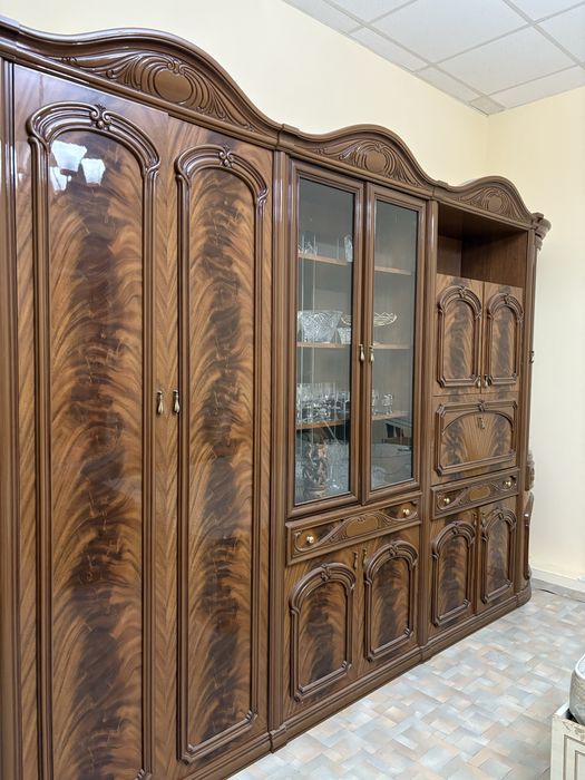 Мебель стенка(шкаф) Итальянска