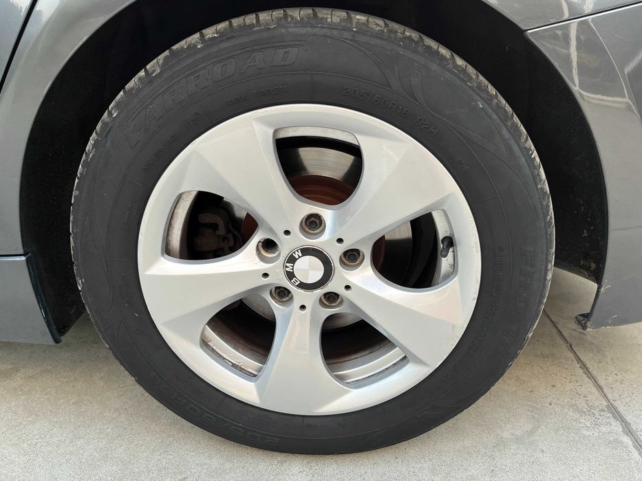 Dezmembrez BMW seria 3 F30 320d 184cp N47N an 2013