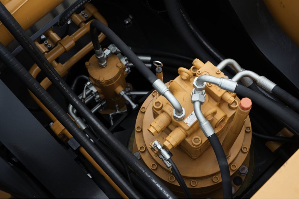 Экскаватор SANY SY335C 1,8 куб
