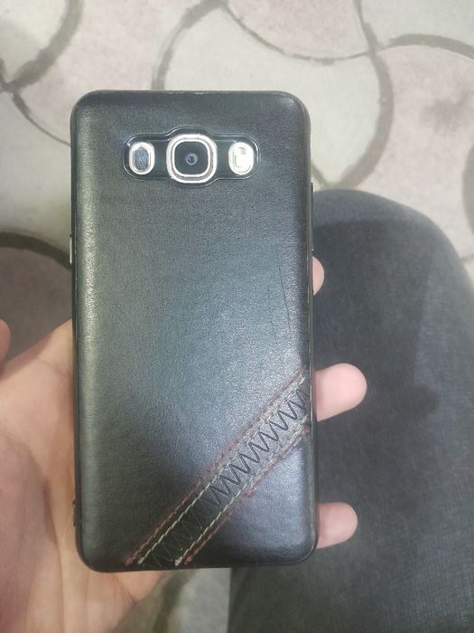 Продам телефон Samsung Galyxu j5