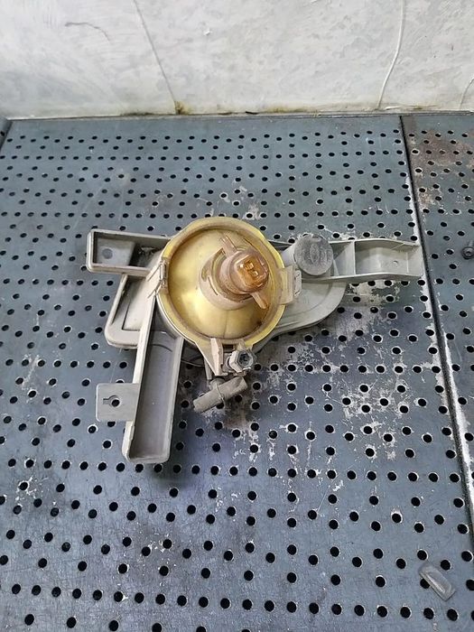 Proiector ceata dreapta volvo s40 v40 30865565