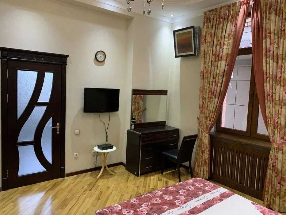 Сдаётся Евродом с летним бассейном рядом Меджик Сити  богатая Классика