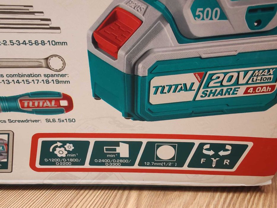 Комплект акумулаторен ударен гайковерт с инструменти TOTAL