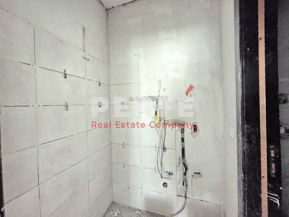 Продава се Офис в Бургас, Възраждане - 192 кв.м за 547 €/кв.м - Снимка #6