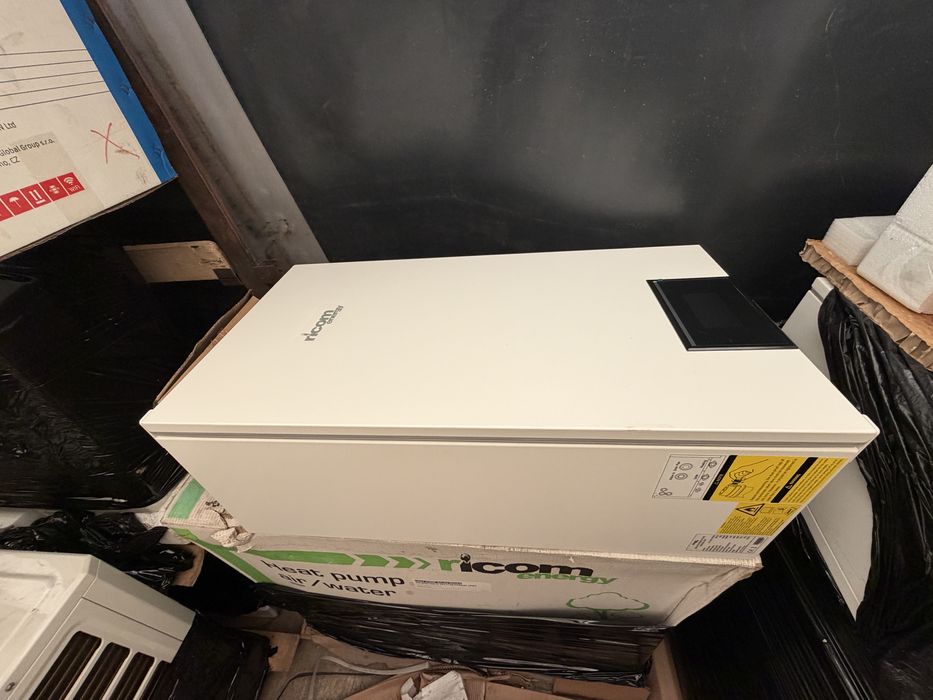 Pompa caldura 10 kw split 3.80