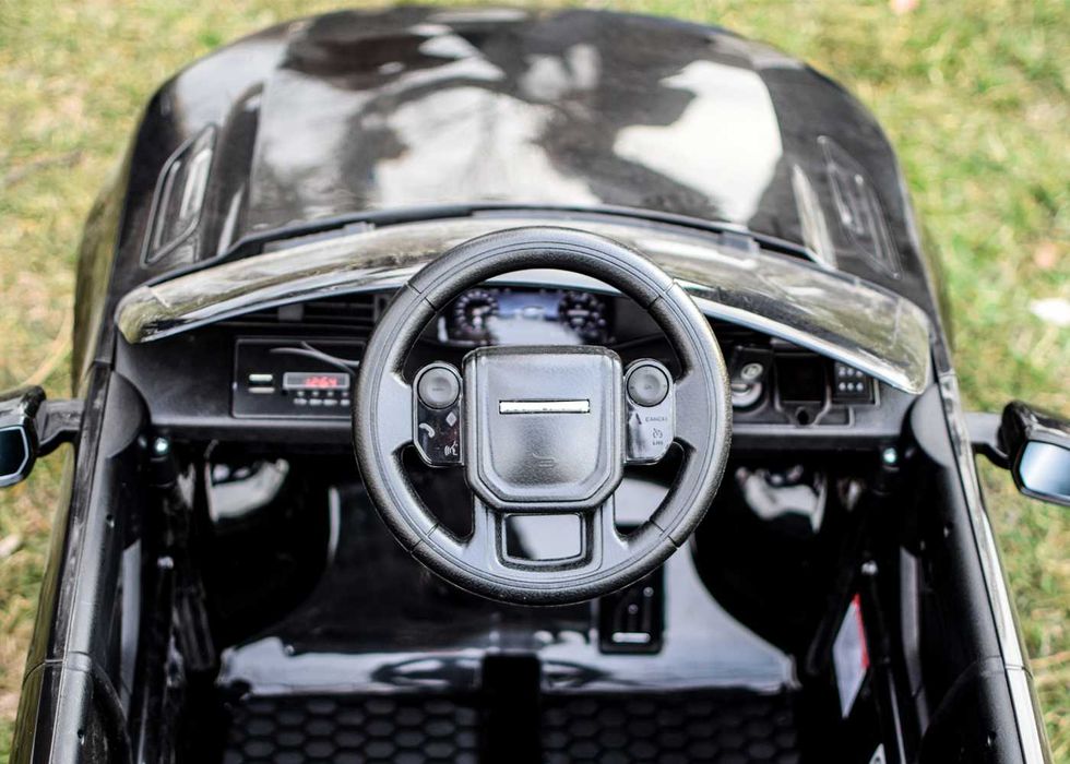 Masinuta electrica Range Rover 4x4 140W 12V, scaun tapitat