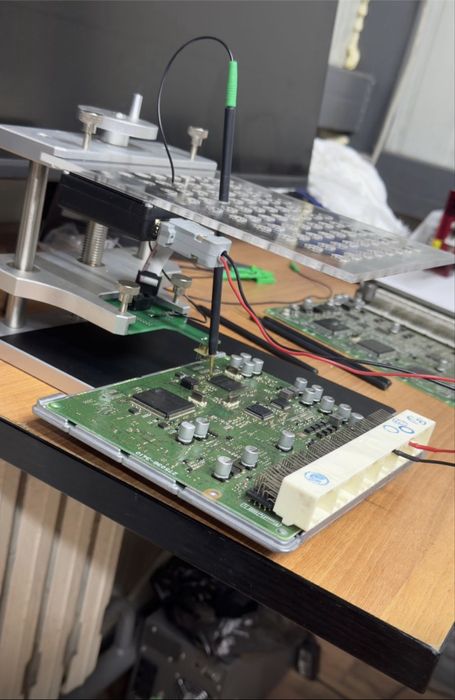 Программатор Toyota/Lexus Flasher + BDM стол