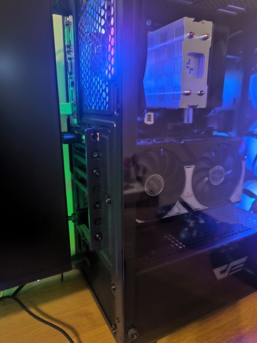 Стойка за видеокарта