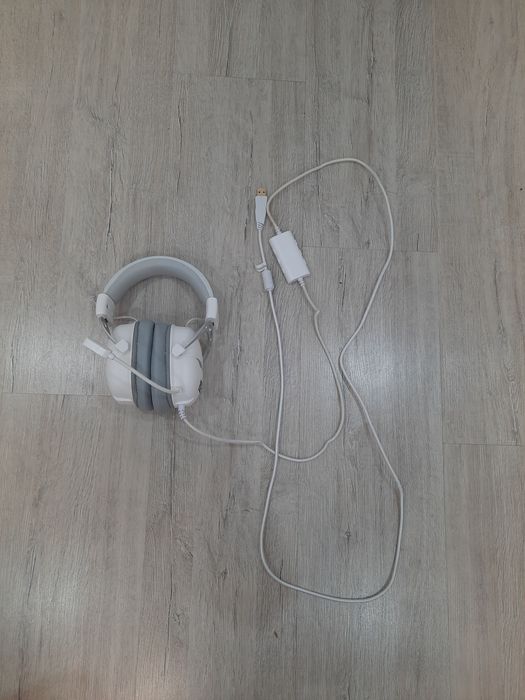 Продаю игровые наушники