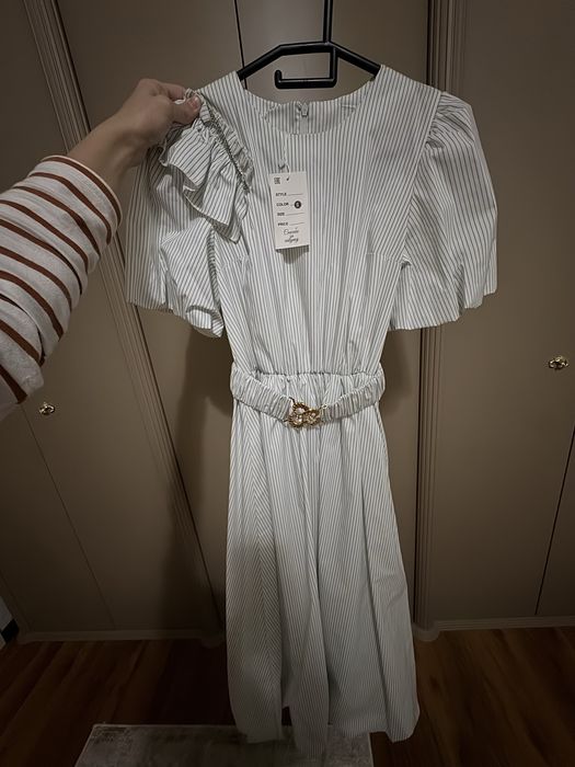 Белое в полоску, новая