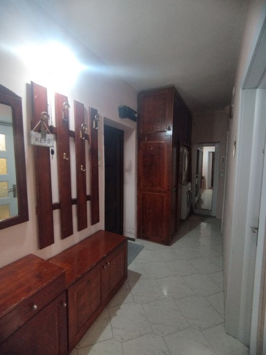 Дава се под наем Двустаен апартамент в Стара Загора, Център - 65 кв.м за 255 € - Снимка #12