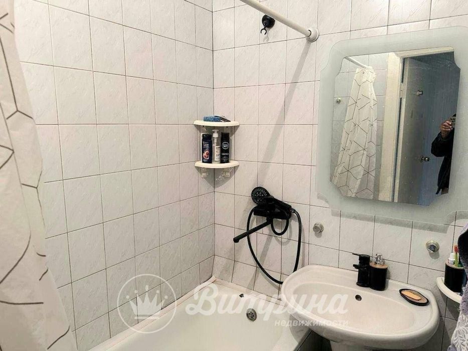 Отличная 2-комнатная, переделанная в 3-комнатную на Ц-13