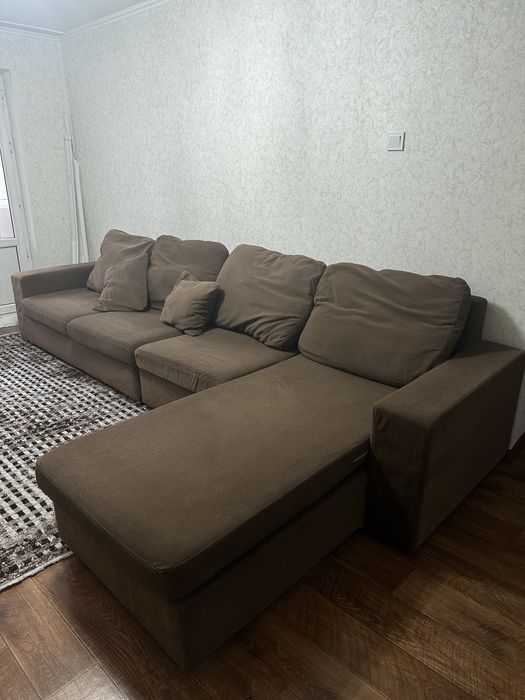 Продаю СРОЧНО раскладной диван 3,7 метр