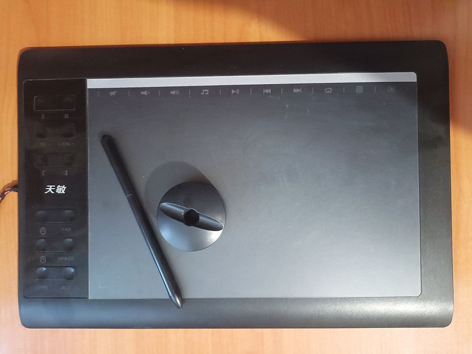 Графический планшет 10moons