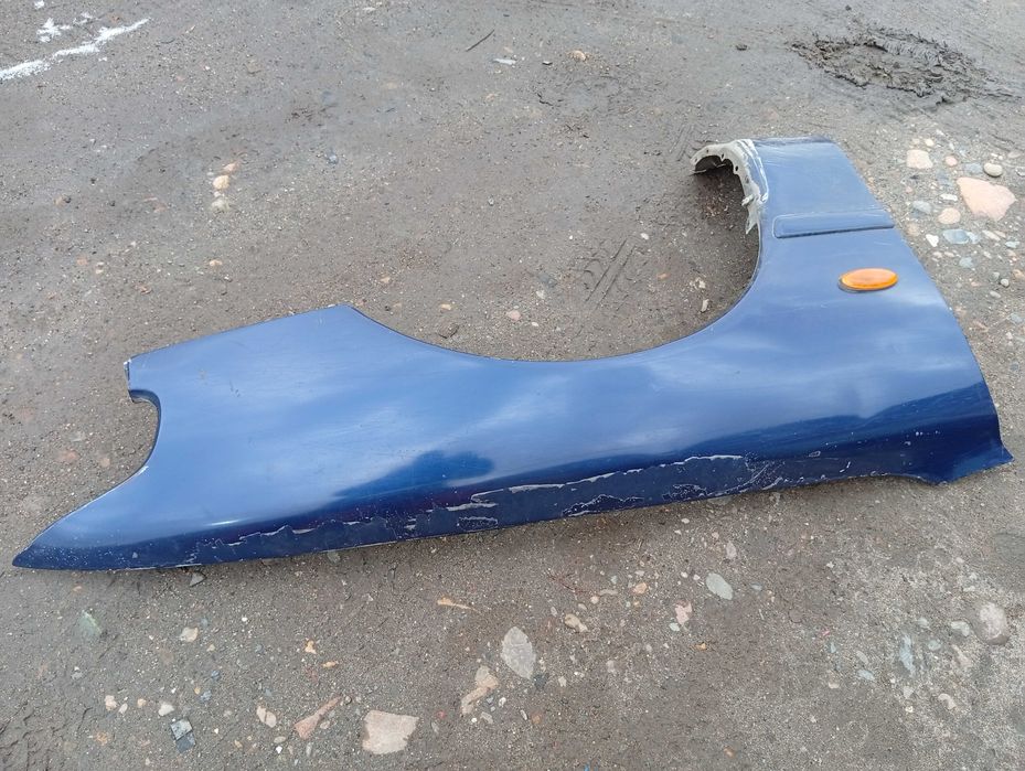 Крыло Mazda Cronos